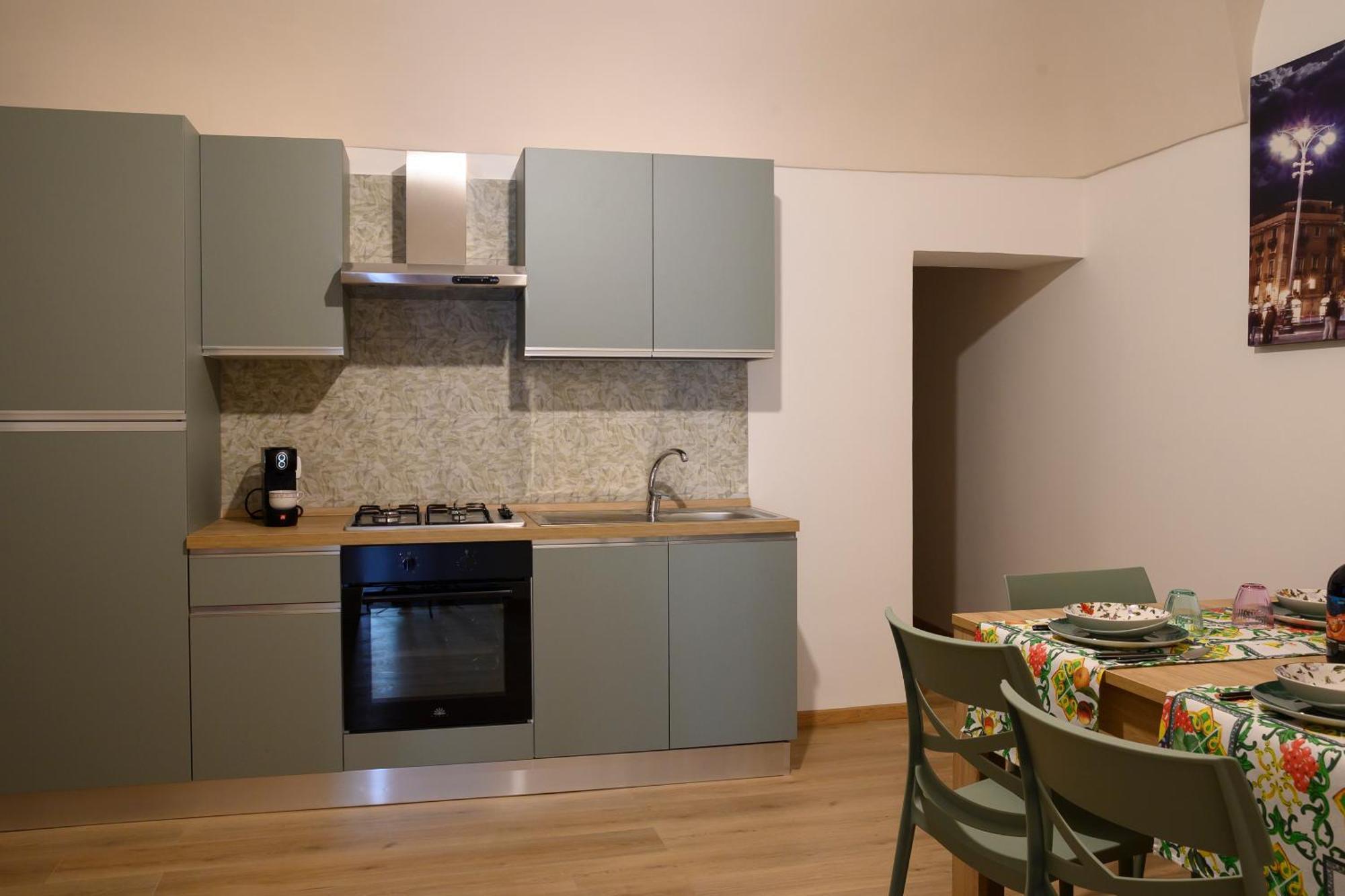 カターニアCasa Di Anitaアパートメント エクステリア 写真